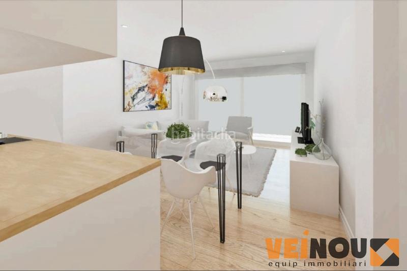 Foto ece0b6bf-3e33-4187-beed-e2e09c8db8f9. Local comercial a Hostafrancs Barcelona