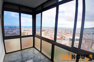 Piso  Carrer de llobera. Vivienda con mucho potencial y unas vistas espectaculares sobre