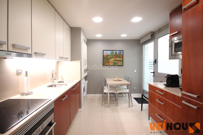 Foto 4a33be10-3829-478e-bb65-25bb3376fd50. Ground floor with heating parking in Vallcarca - Penitents Barcelona