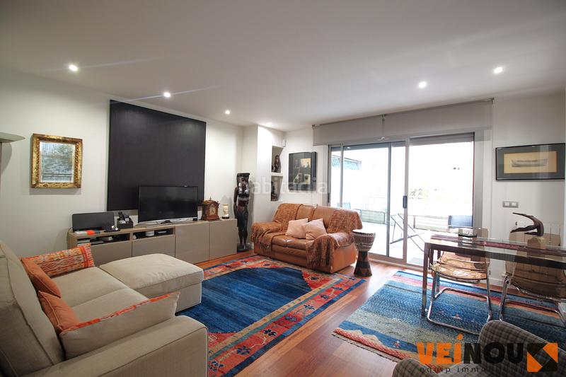 Foto b5ba24a2-01bb-4c47-983c-b81f4ba20a45. Ground floor with heating parking in Vallcarca - Penitents Barcelona