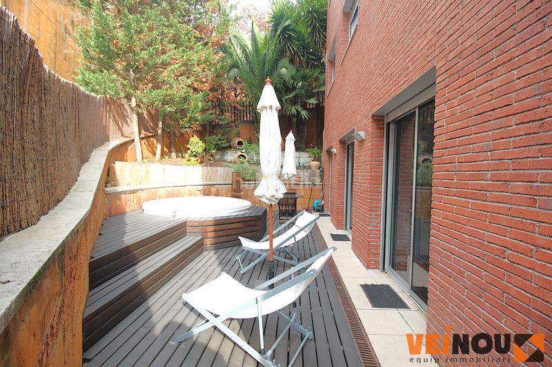 Foto cfdb36cb-344f-4b80-bb1a-e7bfeb03a282. Ground floor with heating parking in Vallcarca - Penitents Barcelona