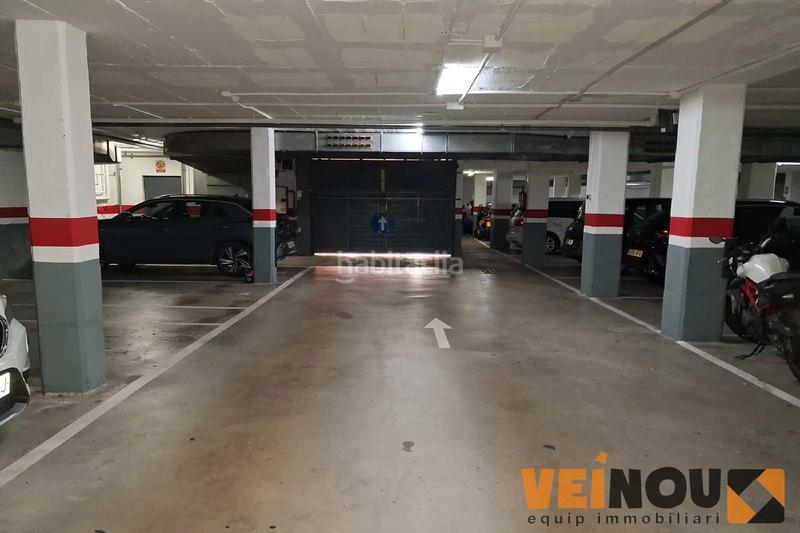 Foto ca5a7215-43c5-4dce-bf10-8d1e4e2fc53a. Autoparkplatz in Santa Eulàlia Hospitalet de Llobregat (L´)