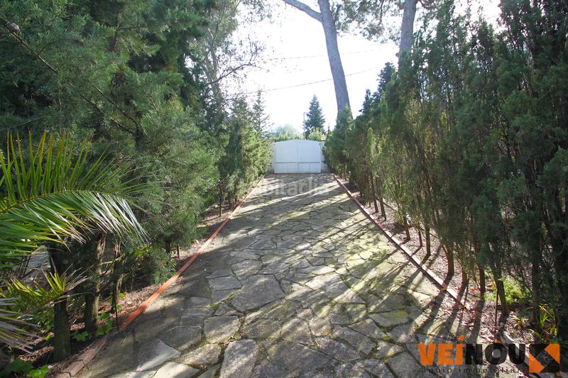 Foto b24659d6-abd0-4ef0-b478-7fe5ae6cdee8. Xalet amb aparcament a Corbera de Llobregat