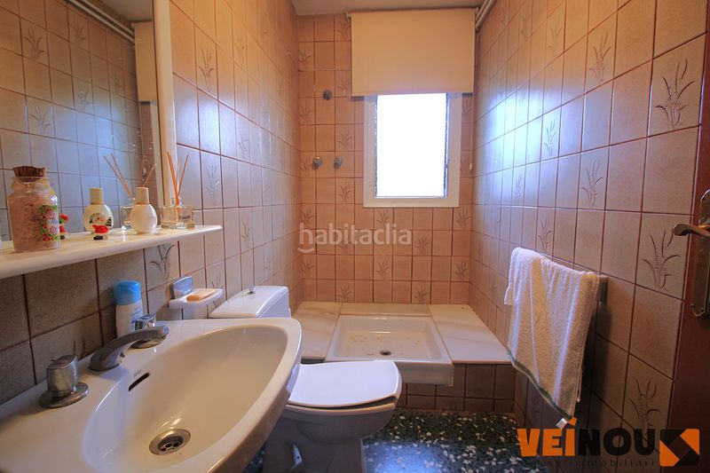 Foto f0732c87-c42f-4942-8ba9-f61b1d967a2d. Xalet amb aparcament a Corbera de Llobregat