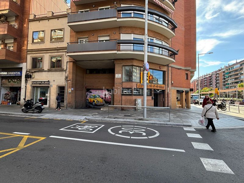 Foto 8511e3fe-16e7-4f90-8748-28a17fc883ba. Aparcament cotxe a La Bordeta Barcelona