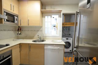 Appartamento  Carrer de valència. Fantástico piso de tres habitaciones, salón comedor exterior a b