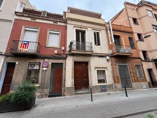 Chalet  Carrer de les roselles. Chalet adosado en venta en calle de les roselles
