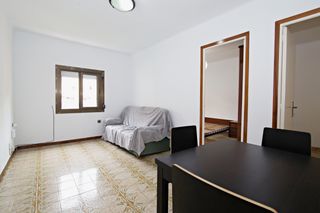 Pis  Carrer joventut