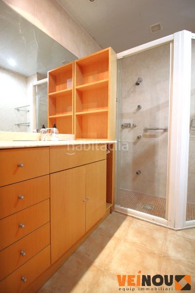 Foto a8301e40-2971-425f-b9a0-3065840157f0. Planta baixa a Sant Ramon - Maternitat Barcelona
