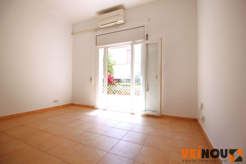 Foto d17f65a6-7c97-4a5e-97de-e124ef467bd9. Planta baixa a Sant Ramon - Maternitat Barcelona