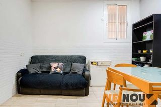 Pis  Carrer de sant baltasar. Se pone a la venta vivienda reformada, amueblada y equipada de 5