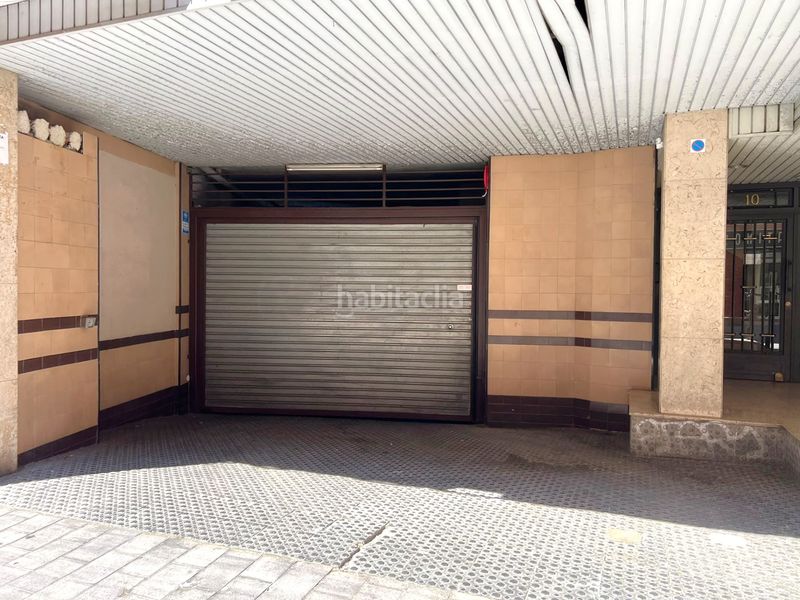 Foto 8be0ed4b-fbe8-4f61-b6ef-4683d0426a35. Aparcament cotxe a Sants Barcelona