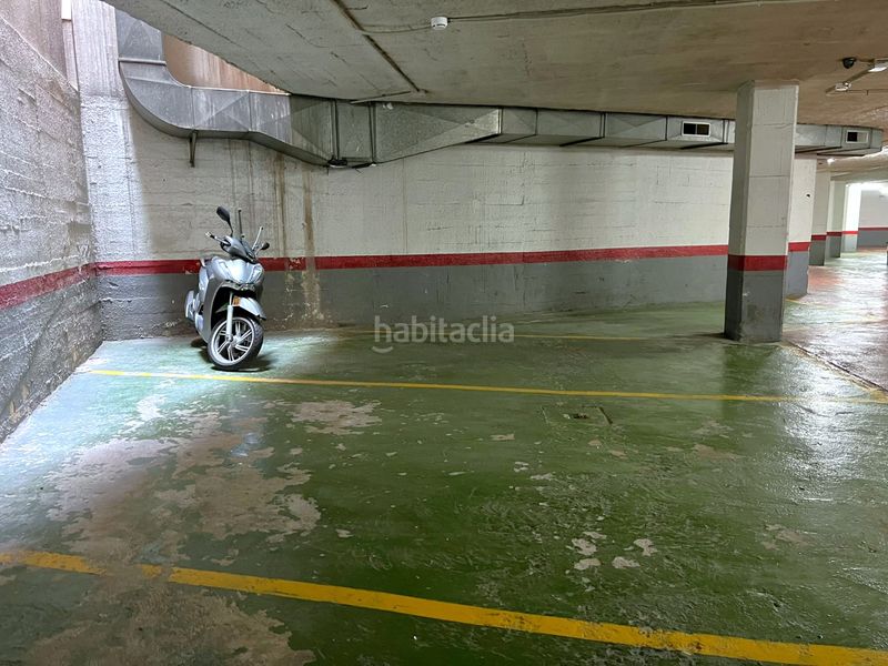 Foto a68e6719-463f-4ac5-b6dd-50340355ac4f. Aparcament cotxe a Sants Barcelona