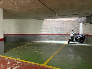 Posto auto in Carrer del Tinent Flomesta