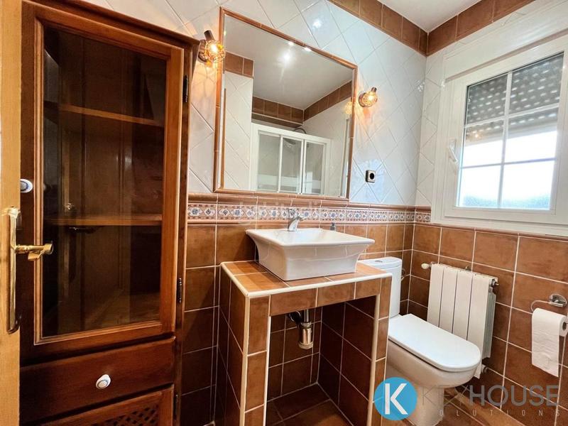 Foto 2120d3e8-f859-4ef7-be96-e0dff2ebd2e5. Casa amb piscina a Villar del Olmo