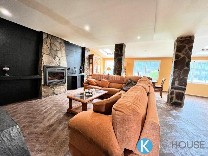 Foto 5cdda78a-2cad-438b-a56a-0d03264ca7e2. Casa amb piscina a Villar del Olmo