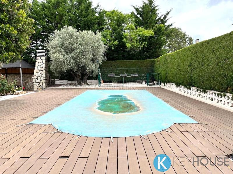 Foto 9d96c128-a8f8-4f8b-b416-d51002fc8072. Casa amb piscina a Villar del Olmo