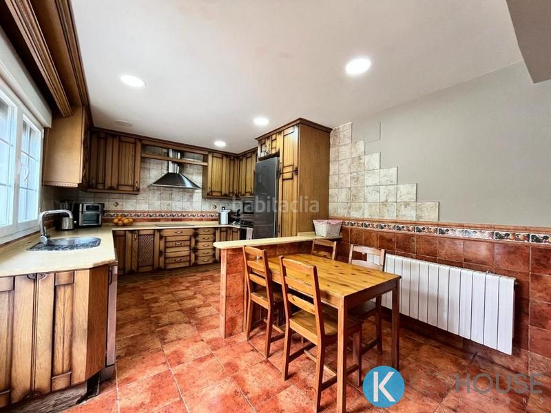 Foto c10d6da3-159d-4ea8-94fa-704e4f94011b. Casa amb piscina a Villar del Olmo