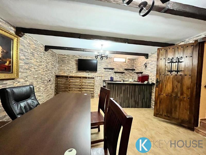 Foto f97256af-885c-4d0d-ada4-9812b5b161d0. Casa amb piscina a Villar del Olmo