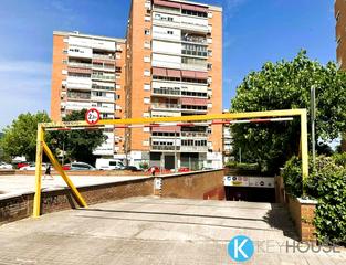 Car parking  De per