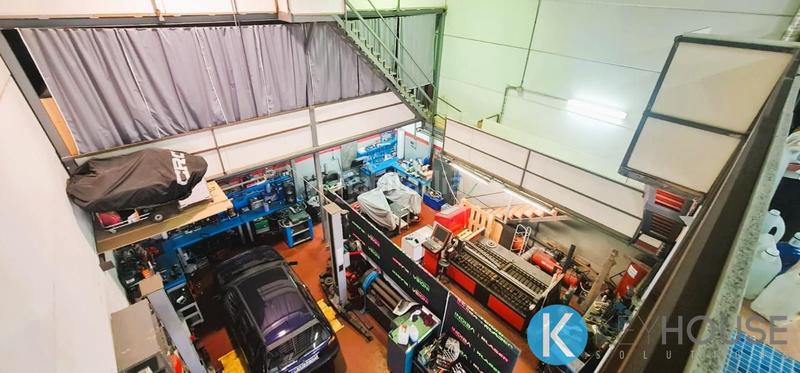 Foto f3bc5c44-7859-4edd-b0d5-70e3a08f33a1. Industrial building in Camarma de Esteruelas