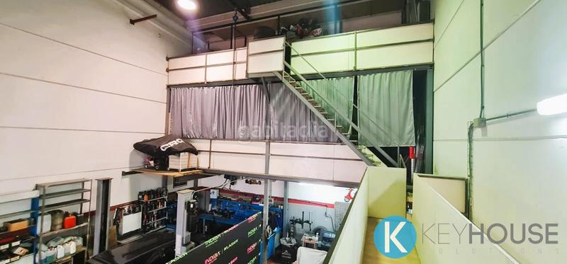 Foto f9c8c13b-6cf5-43b5-b031-849c802dd43f. Industrial building in Camarma de Esteruelas