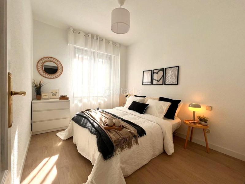 Foto 4ea431ac-2bd9-4065-8730-3c08f9776f9f. Planta baja luminoso piso reformado en zona montserrat en San Fernando de Henares