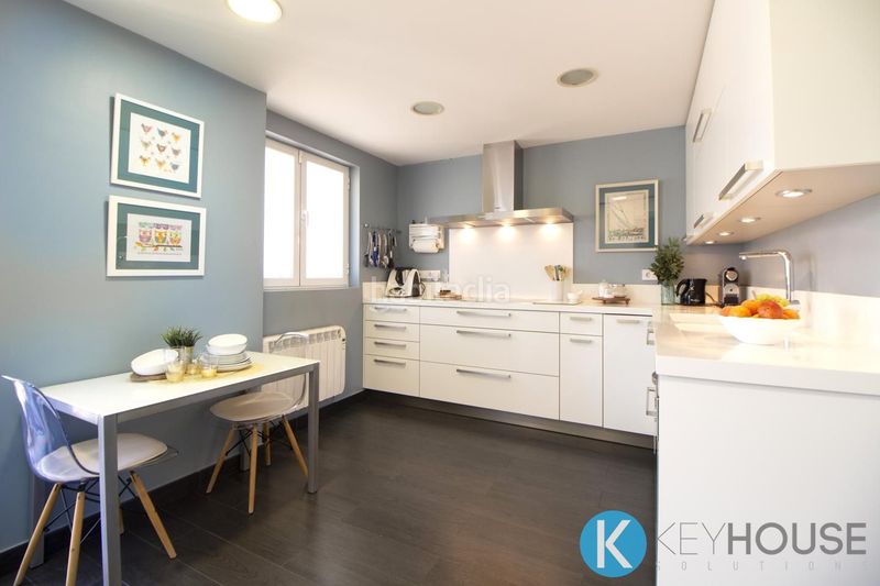 Foto 2432ee18-bfc8-4da6-94c6-aa7fe9ab9323. Pis amb calefacció aparcament piscina a Centro San Fernando de Henares