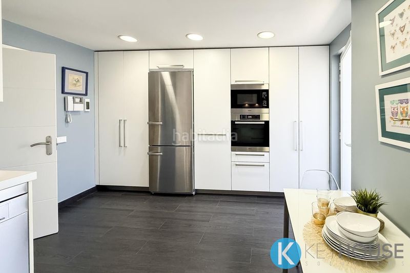 Foto 36c2cddb-f3f5-4034-ba6d-ef319078d0b5. Pis amb calefacció aparcament piscina a Centro San Fernando de Henares