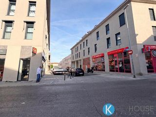 Aparcament cotxe  Santillana. Plaza de parking en calle santillana