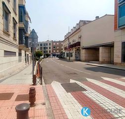 Lloguer Aparcament cotxe a Centro. Alquiler de plaza garaje en centro