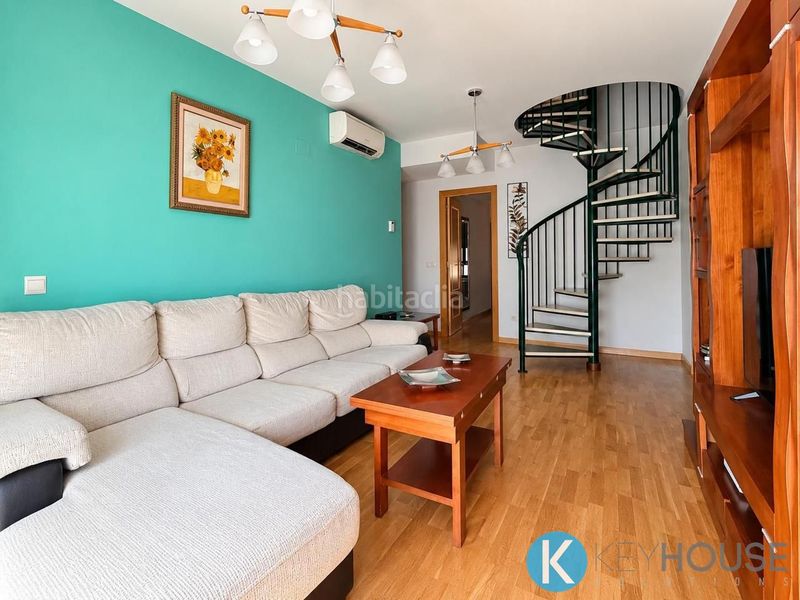 Foto bc8e8ef6-3a9d-4e34-8188-beac08af4906. Duplex con riscaldamento parcheggio in Montserrat-Parque Empresarial San Fernando de Henares