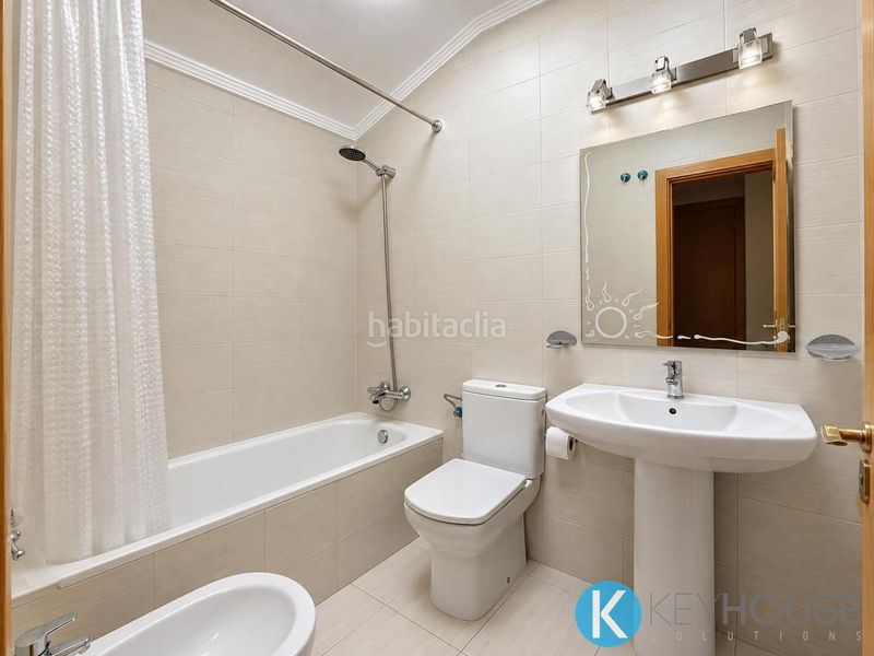 Foto c300ef3b-5a2f-46cf-bc89-103ee38d672b. Duplex con riscaldamento parcheggio in Montserrat-Parque Empresarial San Fernando de Henares