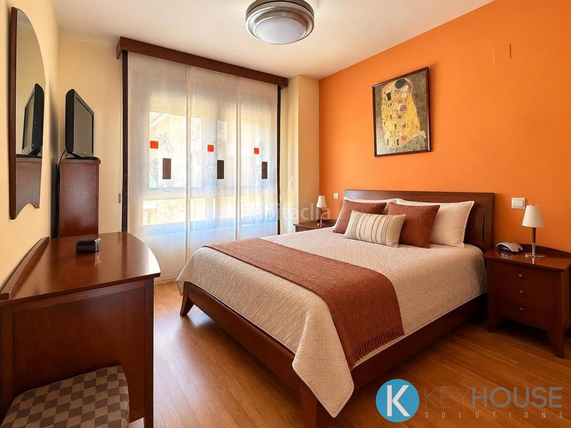 Foto fdb34e95-272d-49a7-8f1b-38a8f07c0110. Duplex con riscaldamento parcheggio in Montserrat-Parque Empresarial San Fernando de Henares