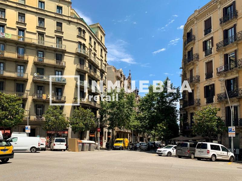 Foto 1b30d586-454c-432e-85ad-1e555c771637. Alquiler oficina cercana a la pedrera en Dreta de l´Eixample Barcelona