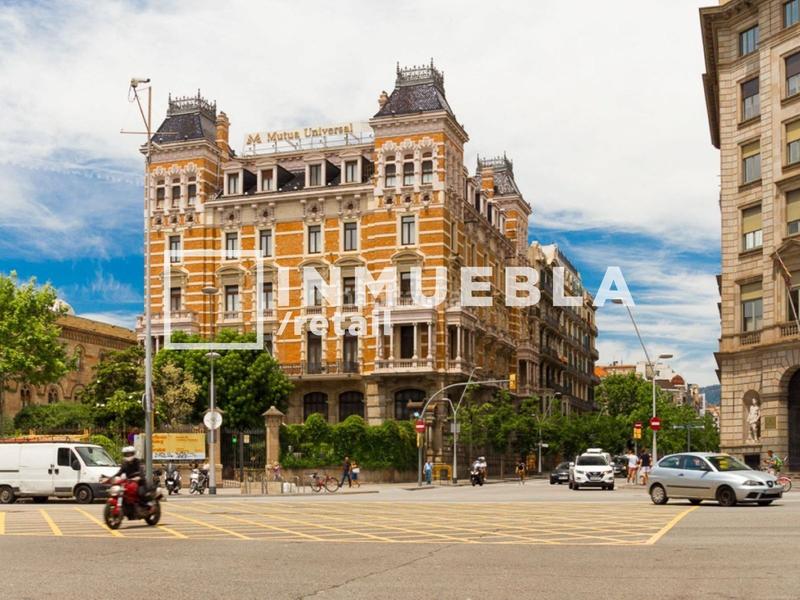 Foto caa9ff1b-70aa-4cb4-85bd-281e6b5f02d3. Pas-de-porte local commercial dans Dreta de l´Eixample Barcelona