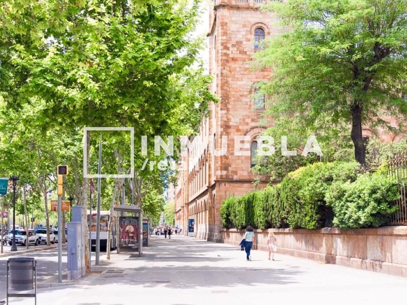 Foto c4cd2b3d-d5fa-446a-a6e1-5eebcc5bb110. Traspàs local comercial a Dreta de l´Eixample Barcelona