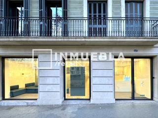 Location Bureau  Passeig de grcia. Con impresionante fachada en zona premium