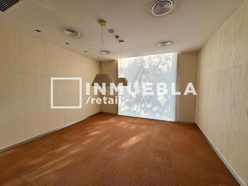 Foto 564a0794-48bb-4c74-bb52-23b7476e425f. Rent business premise in Dreta de l´Eixample Barcelona