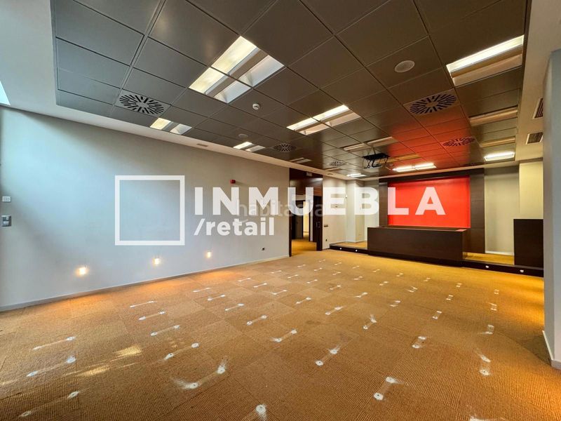 Foto c5e26226-58e0-4a39-b1b8-b06d31e624f8. Rent business premise in Dreta de l´Eixample Barcelona