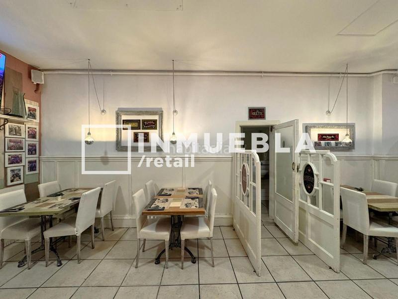 Foto 7e0abe66-7323-4ad5-abaa-4e8e7b417dd9. Alquiler local comercial con licencia c3 y permiso de terraza en Barcelona