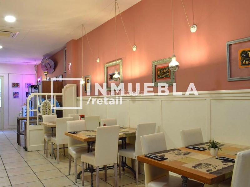 Foto dcc4786f-ddb7-4f5c-94f1-eaf53db89aa9. Alquiler local comercial con licencia c3 y permiso de terraza en Barcelona