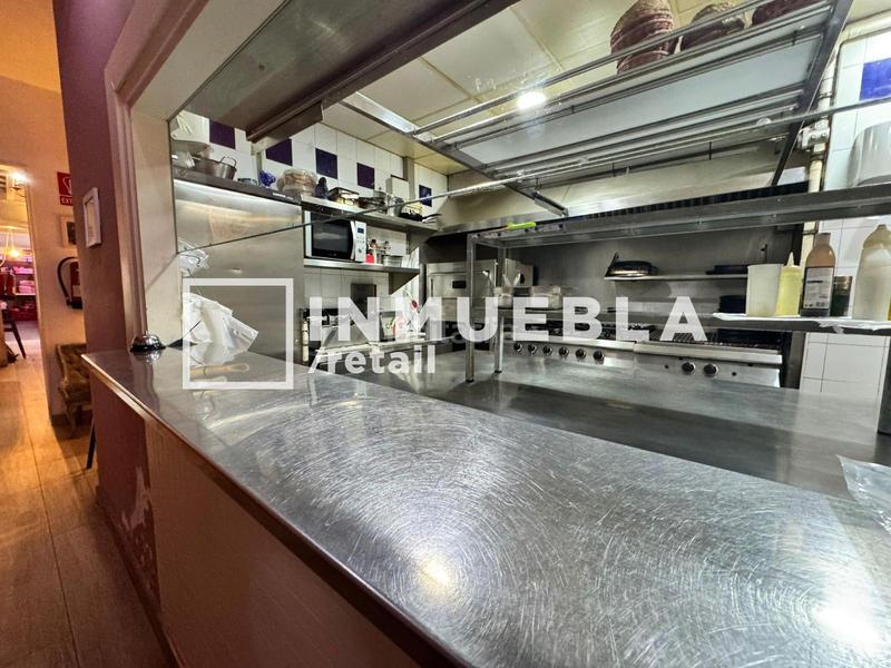 Foto bd7d45ef-b65d-4cd7-9222-a2609220557a. Location local commercial dans El Poble Sec - Parc de Montjuïc Barcelona