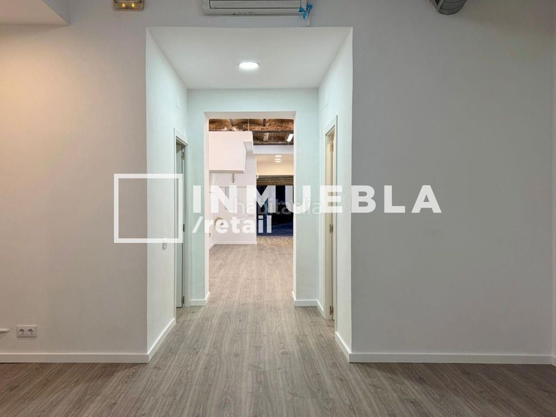 Foto 3ac37e63-9db5-49b4-8332-ea274f3ae147. Local comercial a Raval Barcelona