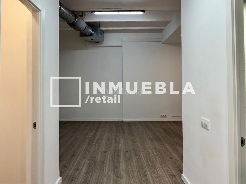 Foto 8eba97fa-a9bb-4335-bfe3-d1fc19a9af3b. Local comercial a Raval Barcelona