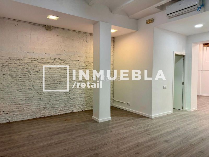 Foto d2a6c046-f24a-4660-a150-beb7ab7fb5ef. Local comercial a Raval Barcelona