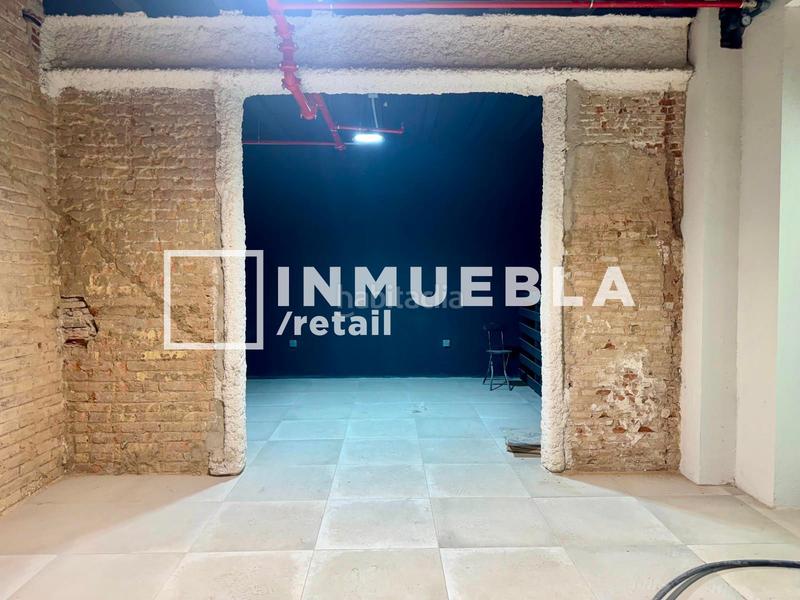 Foto 6d6b635f-45d1-452e-8926-cfe1e43f94ab. Alquiler local comercial en carrer ample 30 en Gòtic Barcelona