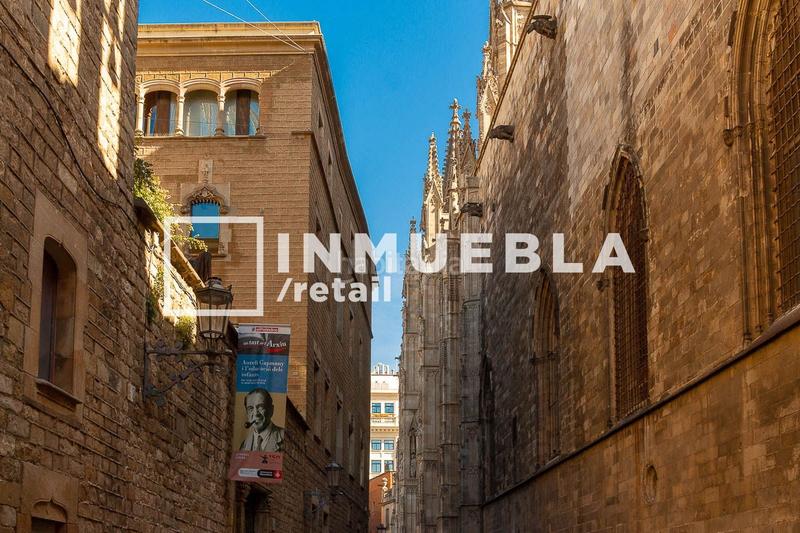 Foto 8aaca005-004e-4501-8d70-5df60e50e52d. Alquiler local comercial en carrer ample 30 en Gòtic Barcelona