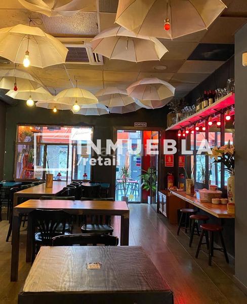 Foto 753e0daa-1940-4ac3-b057-b49f2be3e79a. Local comercial a d´en robadors 18 a Raval Barcelona