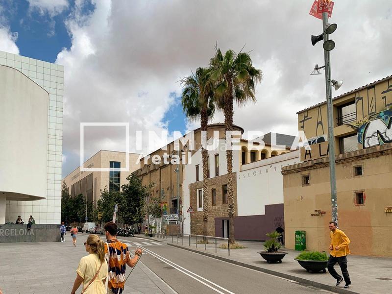 Foto 82431939-d65d-47fa-ae06-16abc78606e8. Local comercial a d´en robadors 18 a Raval Barcelona